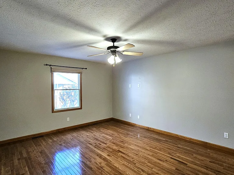 2802 Cronin Dr — Photo 12