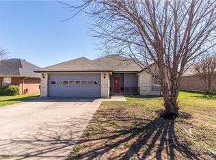 704 Troxell Blvd, Rhome, TX 76078