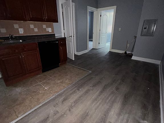 2nd image of 399 Avenue C #1F