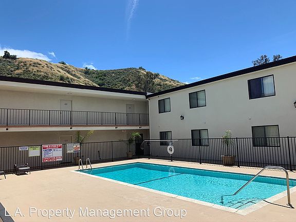4th image of 17740 Scherzinger Ln #202