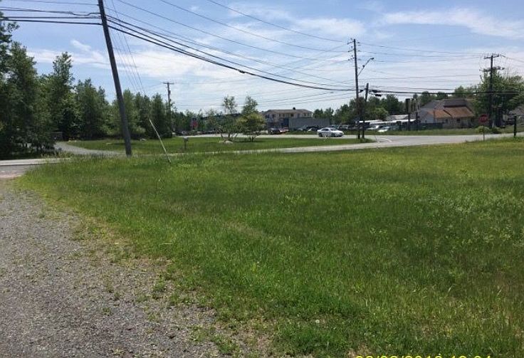 2nd image of 1909 Butte Rd