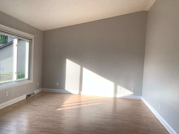 4th image of 4667 W Kirk Ct SE