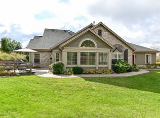 15200 Huff Way, Brookfield, WI 53005