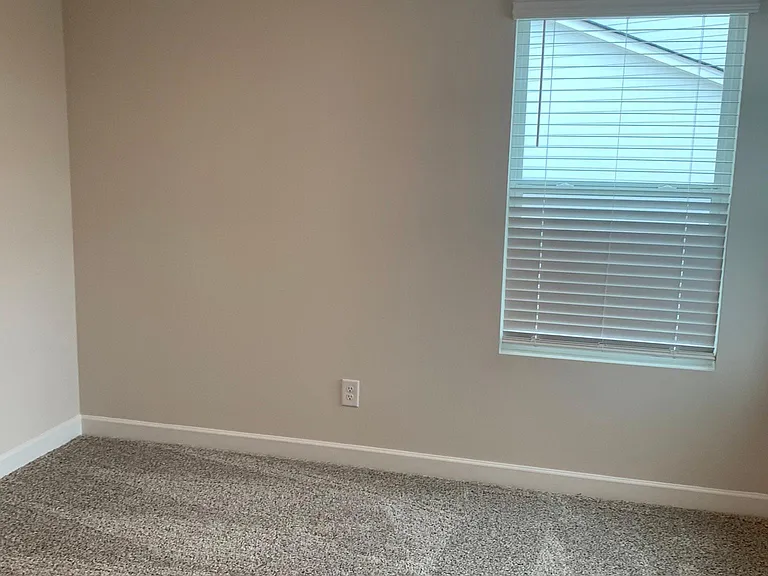 5270 Brailey Cir — Photo 35