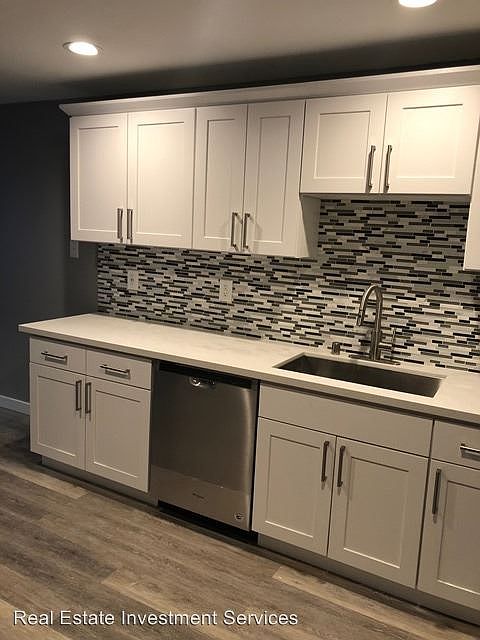 1st image of 3013 Bridgeport Way W APT B