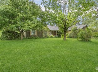 8753 E Sandwich Rd, Hinckley, IL 60520