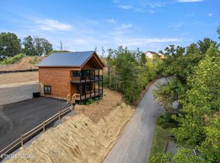 2435 Cobbler Way, Pigeon Forge, TN 37863