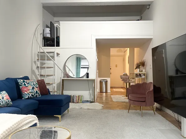 244 Madison Avenue image 1 of 13