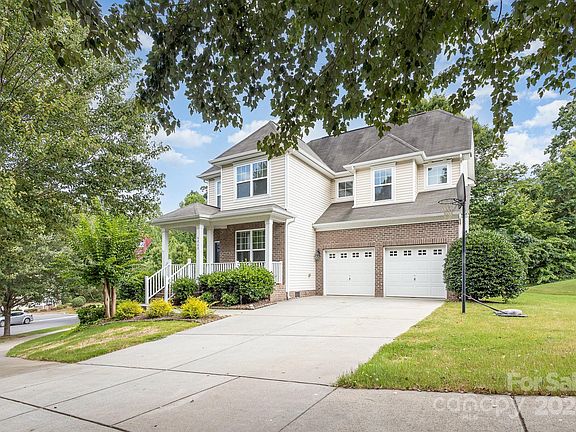 2nd image of 4860 Samuel Pinckney Dr