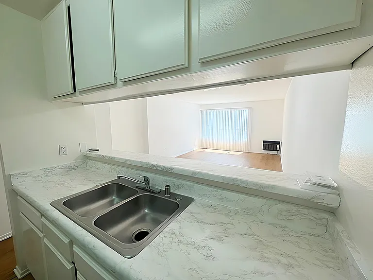 11840 Venice Blvd #103 — Photo 9