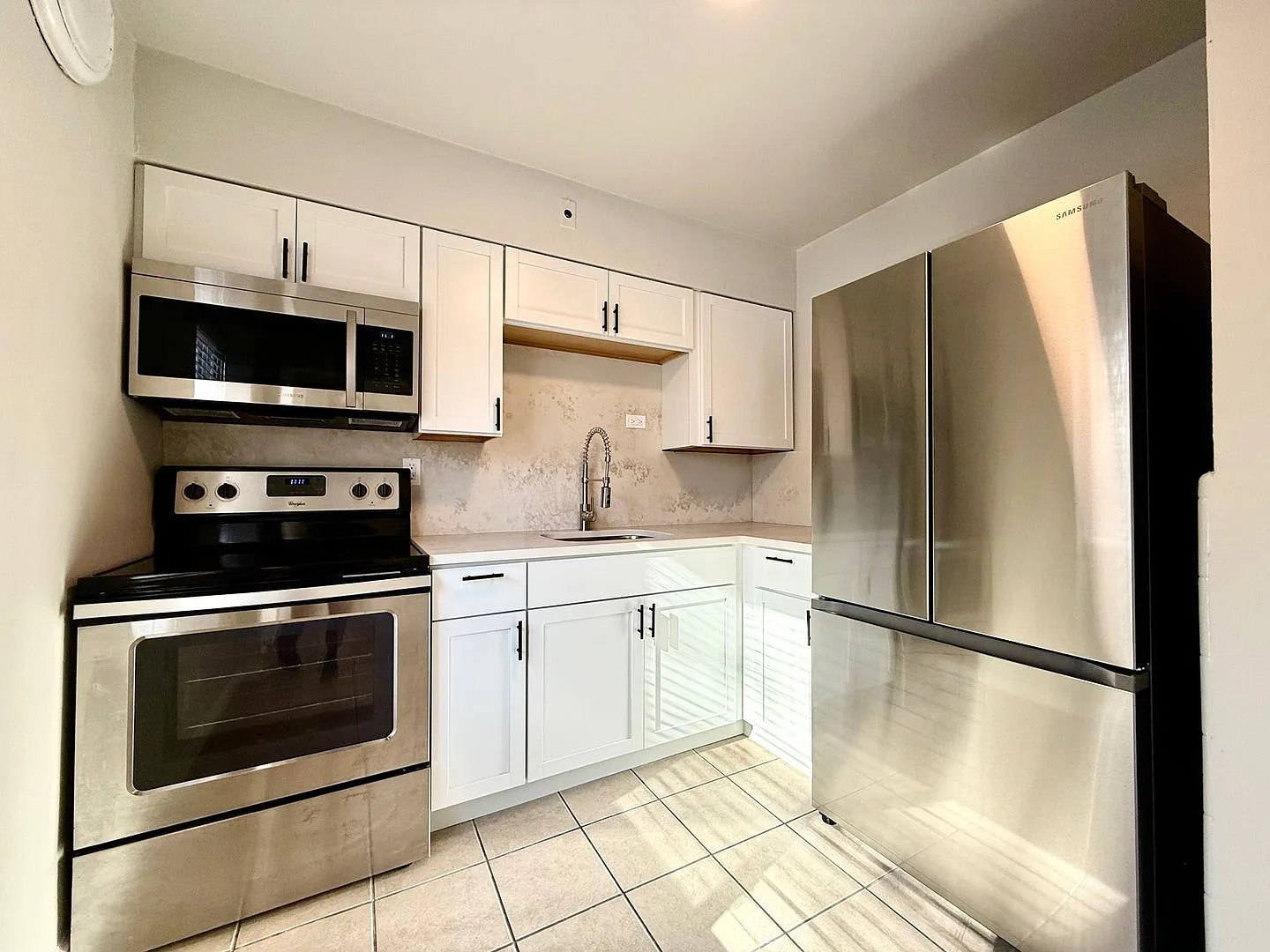 5940-5952 Nagel Ave #5948-2W photo 1