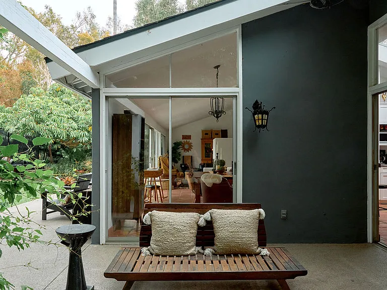 6328 Frondosa Dr — Photo 68