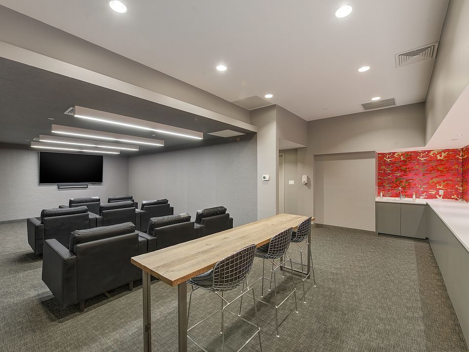 1st image of 7 Dekalb Ave #2B-2Ba