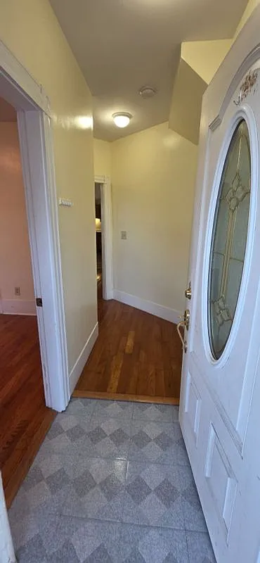 3 bed, 1.5 bath, 1154 sqft, $2,700 — Photo 2