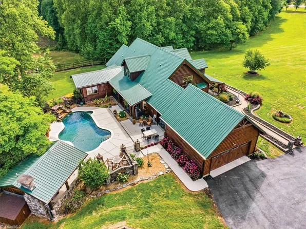 1448 Liberty Church Rd, Mocksville, NC 27028
