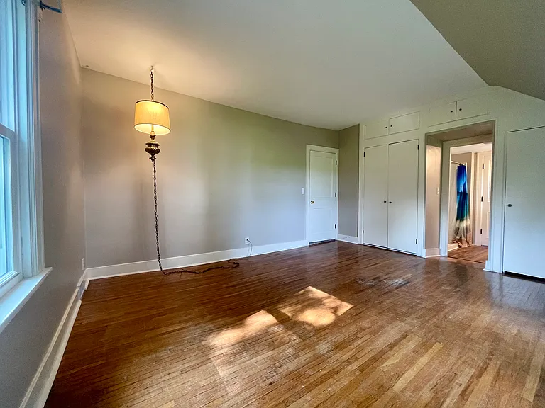 Bedroom #1