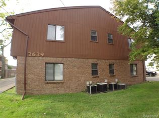 2639 Columbia Rd APT 9, Berkley, MI 48072