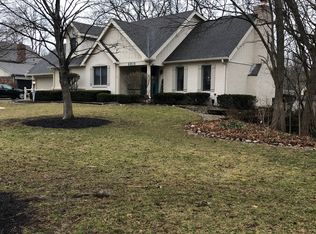 8219 Castlebrook Dr, Indianapolis, IN