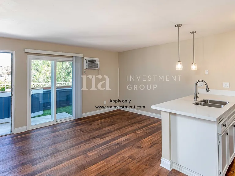 2407 Adams Ave #13 — Photo 3