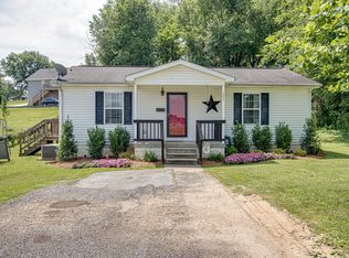 135 Old Lebanon Rd, Carthage, TN 37030