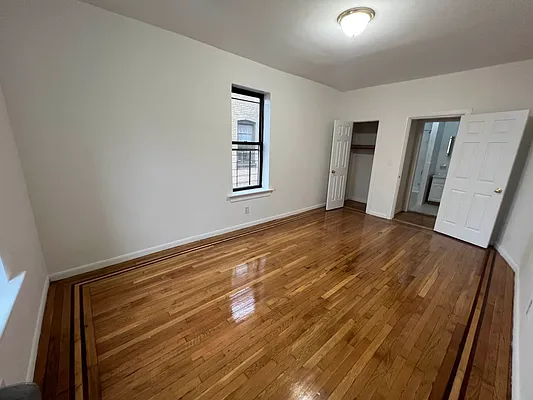 Rented by Bruma Realty LLC | media 6