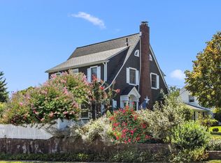 201 W Maple Ave, Morrisville, PA