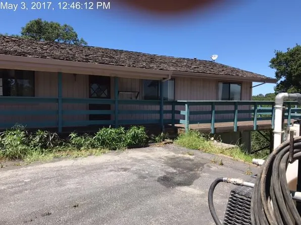570 Echo Valley Rd, Salinas, CA 93907