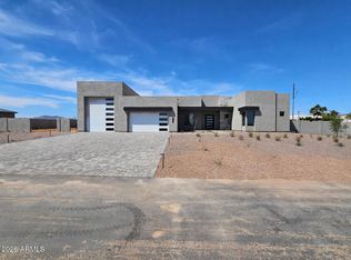 1940 E Creek Canyon Rd, Phoenix, AZ 85086