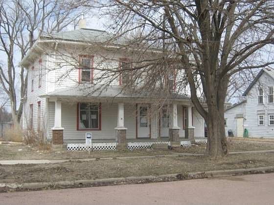 2nd image of 111 N 3rd St