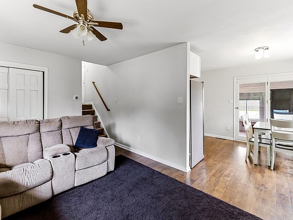 5th image of 554 Westminster Rd