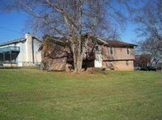 226 Cherokee Trl, Seymour, TN 37865