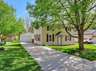 505 E State St, Mahomet, IL 61853