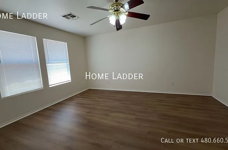 10665 E Bramble Ave — Photo 18