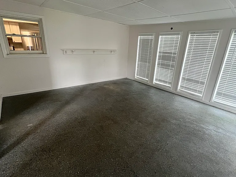 623 Vandenberg St — Photo 12