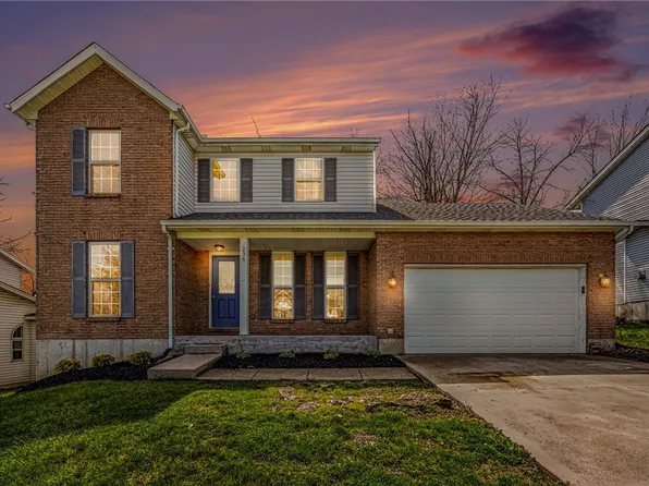 236 Triple Crown Dr, Lebanon, OH 45036