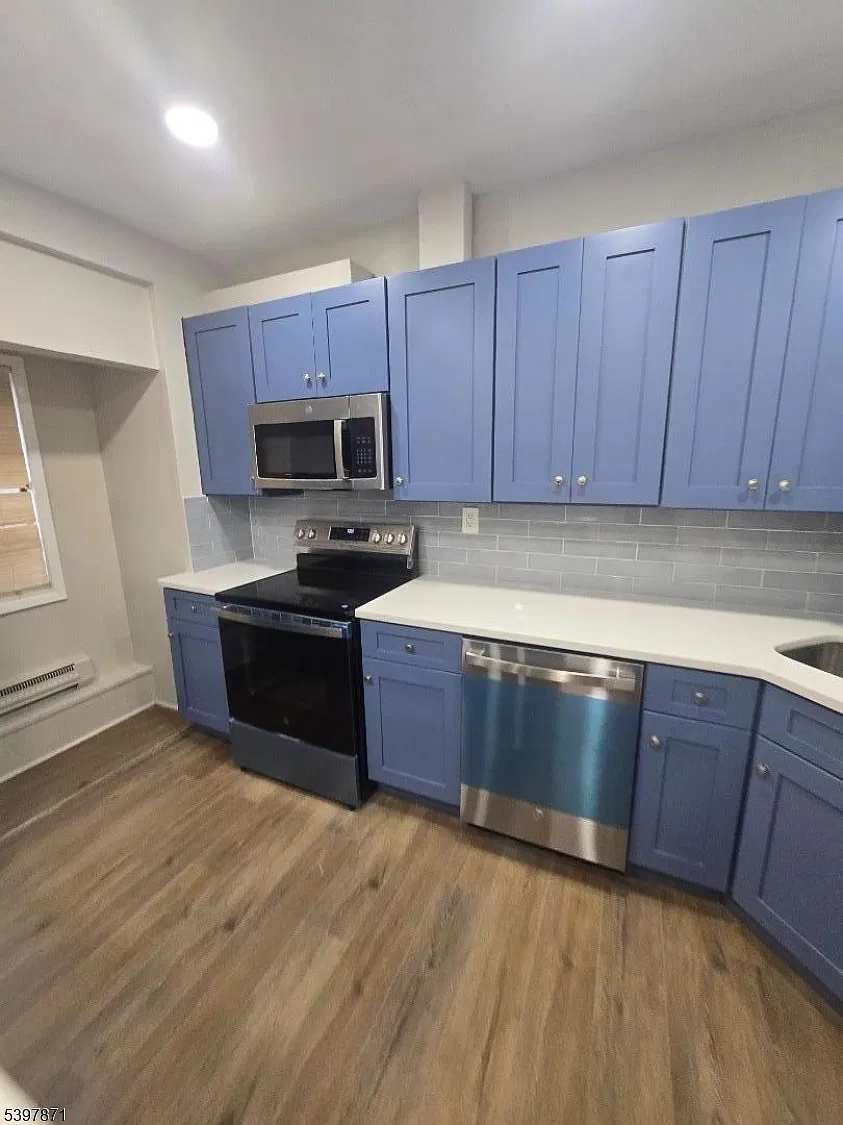 223 Halsey Rd — Photo 3