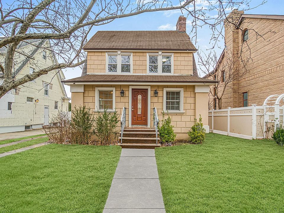 8440 117th St, Kew Gardens, NY 11418 | Zillow