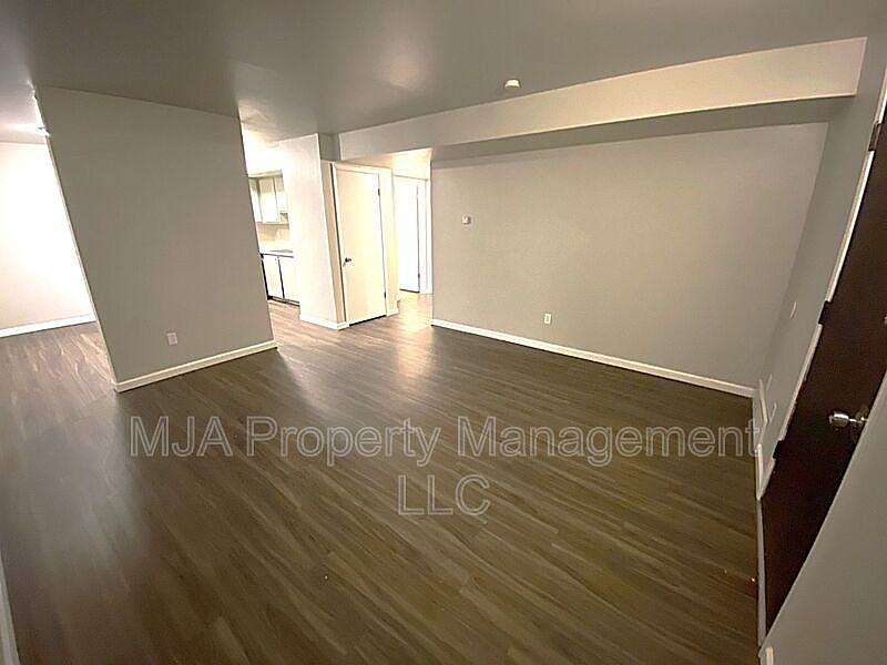 1st image of 2523 S Lakecrest Dr APT 1