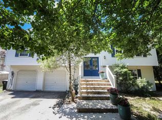 248 Oradell Ave, Paramus, NJ 07652