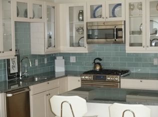 72 Hamilton St APT 9, Cambridge, MA 02139