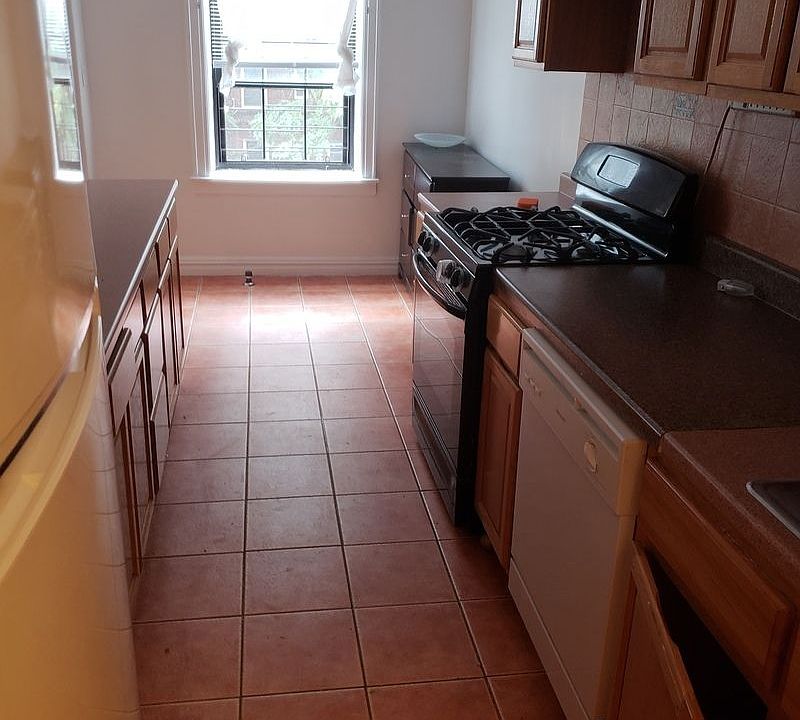 1st image of 7505 35th Ave #2