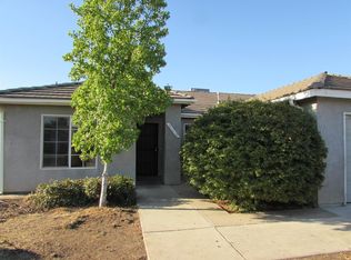 818 W Vine Ave, Visalia, CA 93291