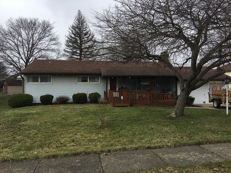 1st image of 465 Parkview Dr