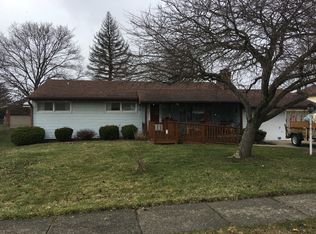 465 Parkview Dr, Girard, OH 44420