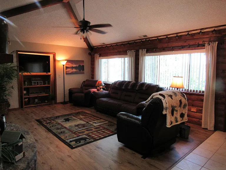 142 Port Niangua Ln — Photo 12