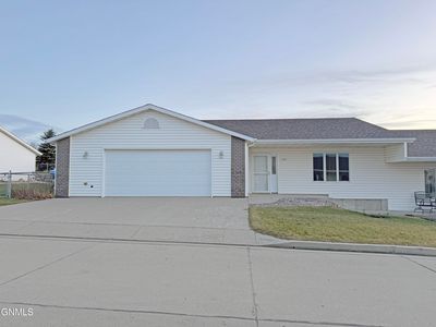 1115 Lakota Ln, Bismarck, ND, 58504