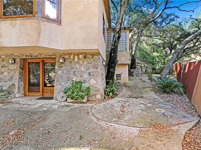 4931 Webb Canyon Rd — Photo 3