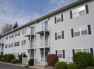 10-12 Chestnut St #307-B, Suffern, NY 10901