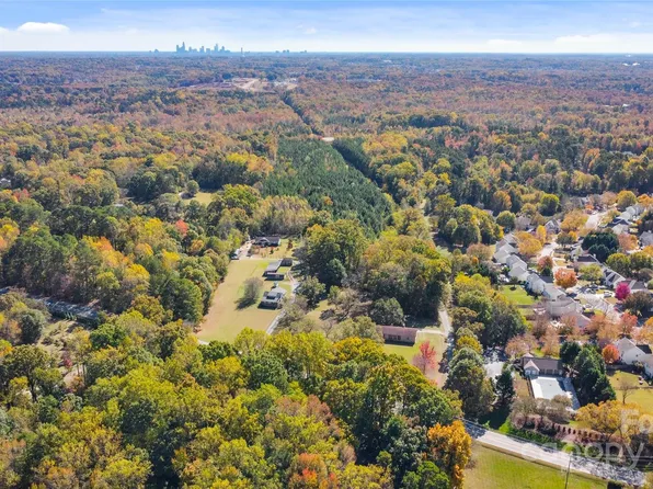 4940 Mount Holly Huntersville Rd, Charlotte, NC 28216