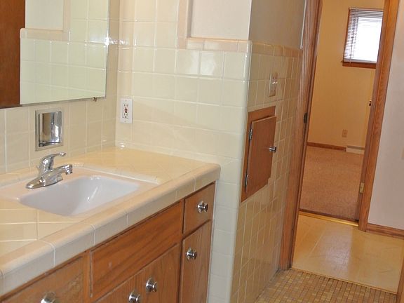 Laundry shut in bathroom